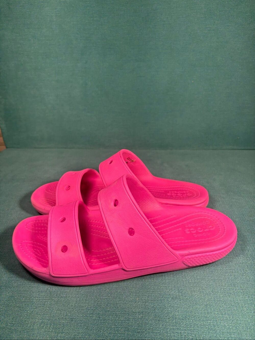 Crocs Classic Sandal Hot Pink Mens Size 9 Womens 11 Two Strap Slides